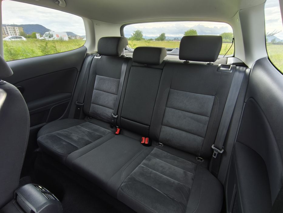 Volkswagen Golf VI, întreținut și utilizat cu grijă