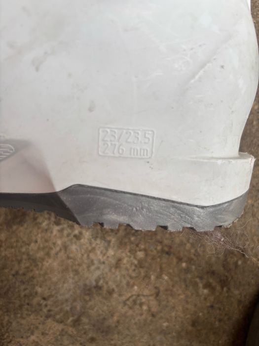 Ски,щеки и обувки