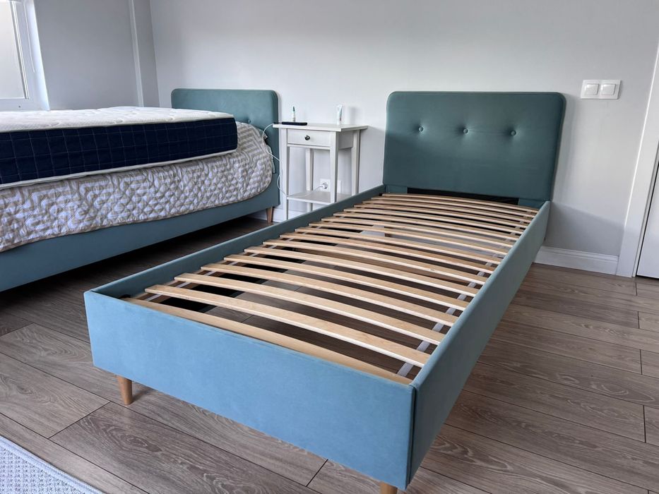 Продам кровать и матрас  90/200