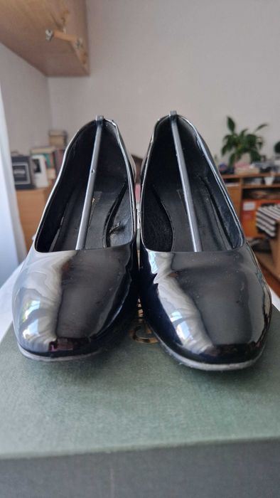 Pantofi negri marimea 36