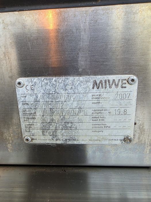 Конвектомат Miwe Aero с втасвател и шапка/ пароуловител