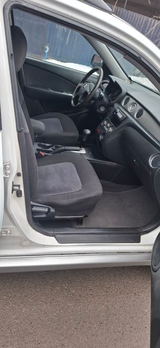 Mitsubishi outlander 2003