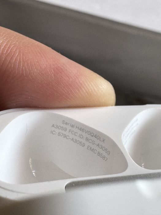 AirPods 4 (ANC) Номер модели: A3056, A3055, A3057