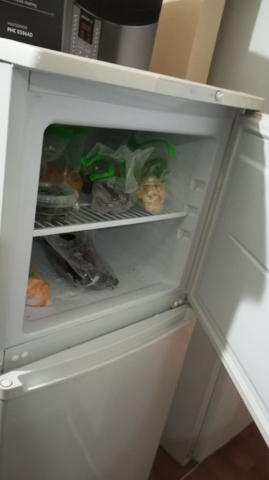 Холодильник рабочий