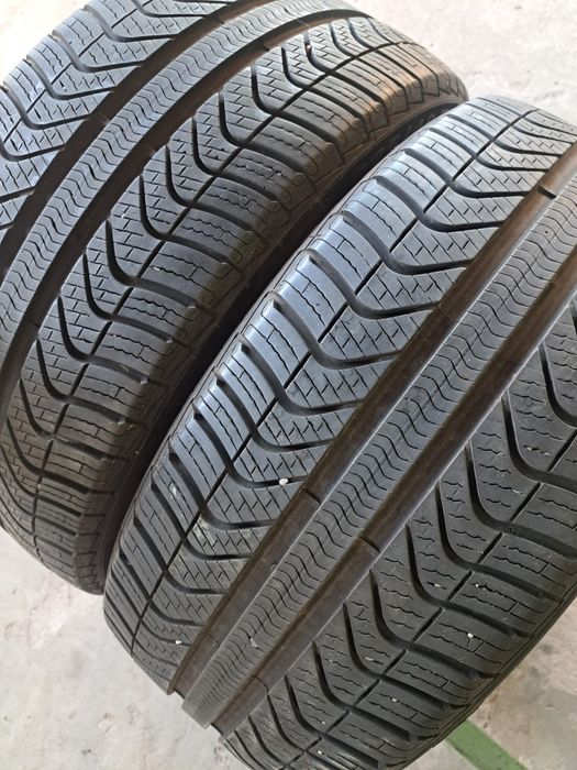 2 anvelope Allseasons 225 40 r18 Pirelli