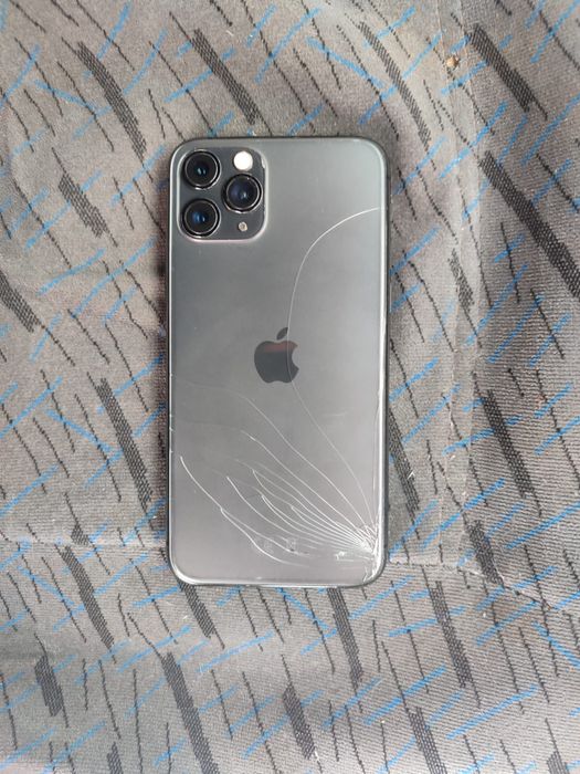 Айфон 11 про 64 гб