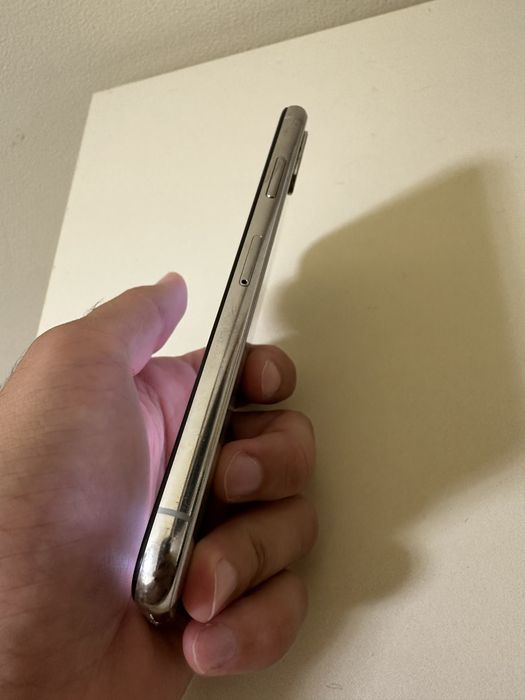 Iphone X sotiladi
