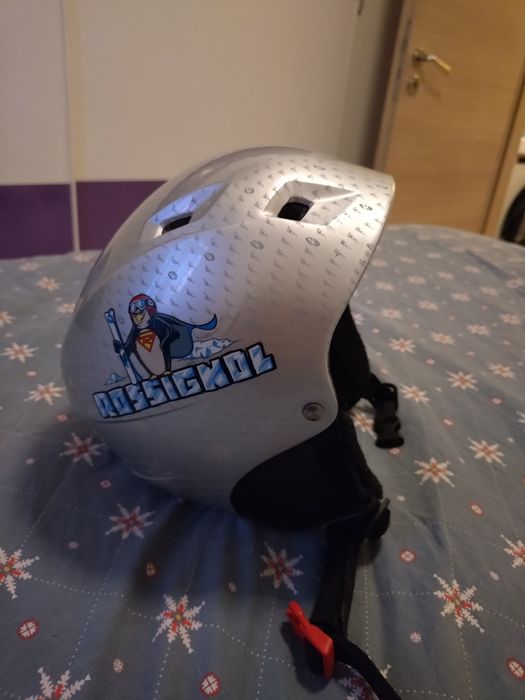 Детска ски каска Rossignol