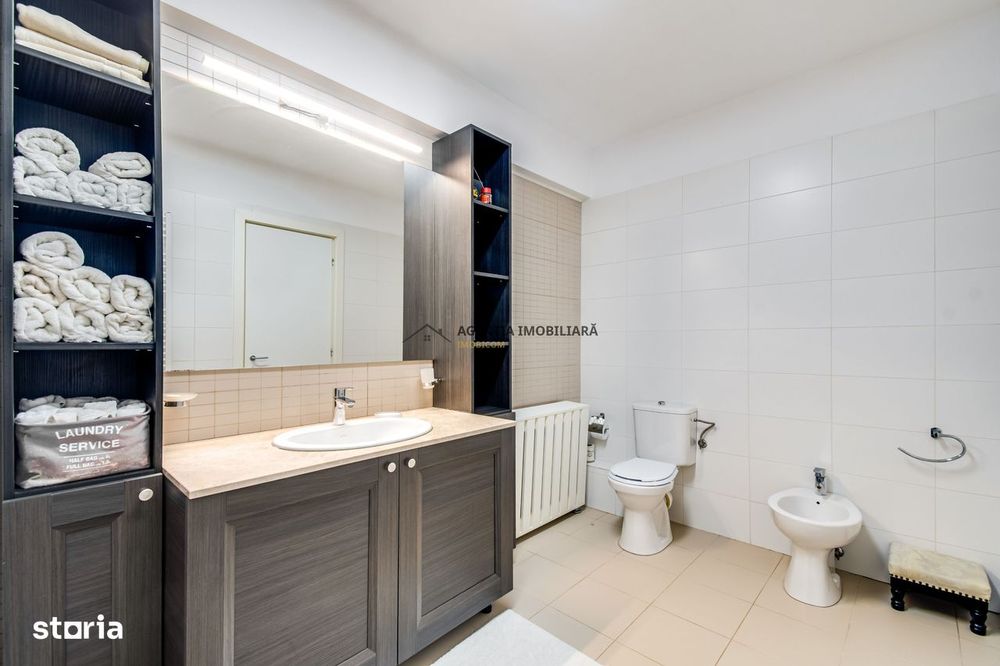 2 camere premium cu terasă privată și piscină
