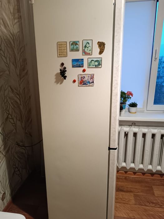 Продам холодильник