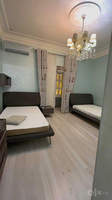 Аренда квартира ул. Садыка Азимова 4/2/2 250 м2