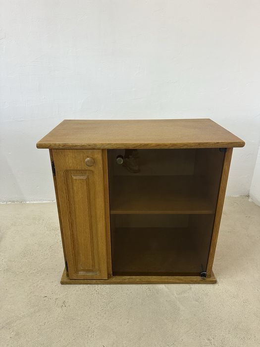 Дървен старинен TV шкаф