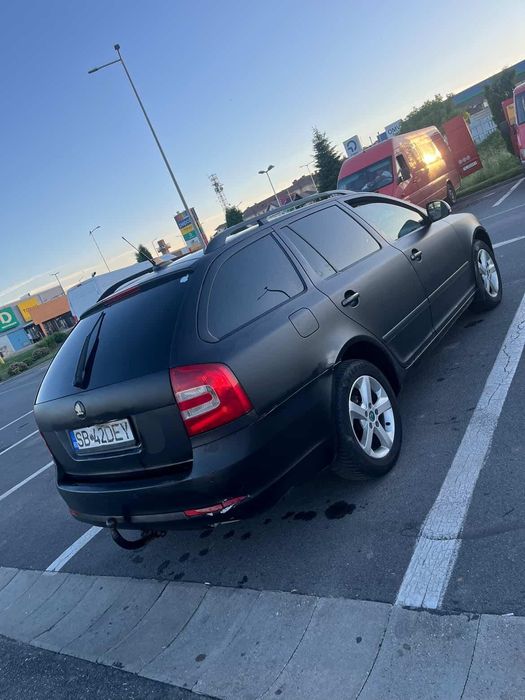 SKODA Octavia 2011 — imagine 2