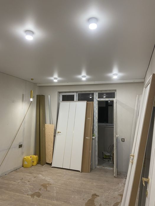 Натяжные потолки/софиты в подарк