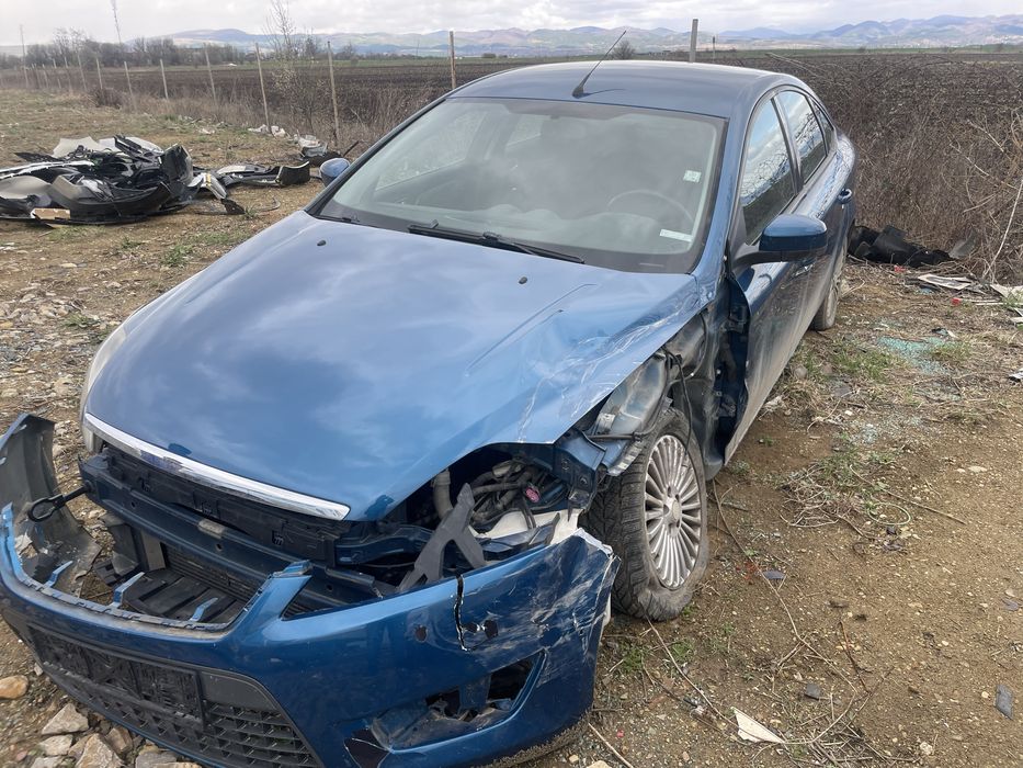 Ford Mondeo на части