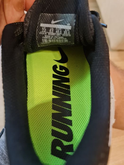 Дамски маратонки Nike