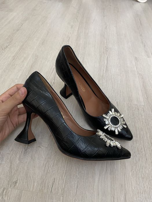 Продаю Туфли одевала 3 раз