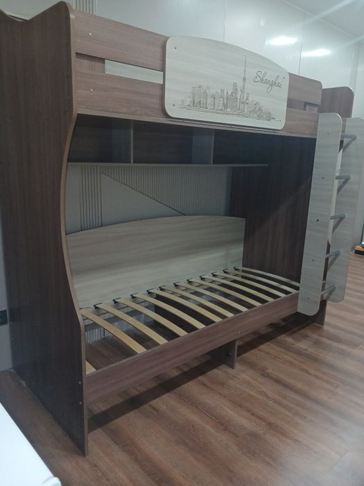 Кравать в хорошем  состаянием