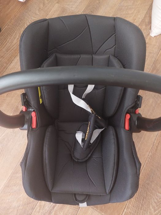 Продам автокресло