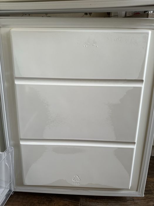 Продаю холодильник Zanussi