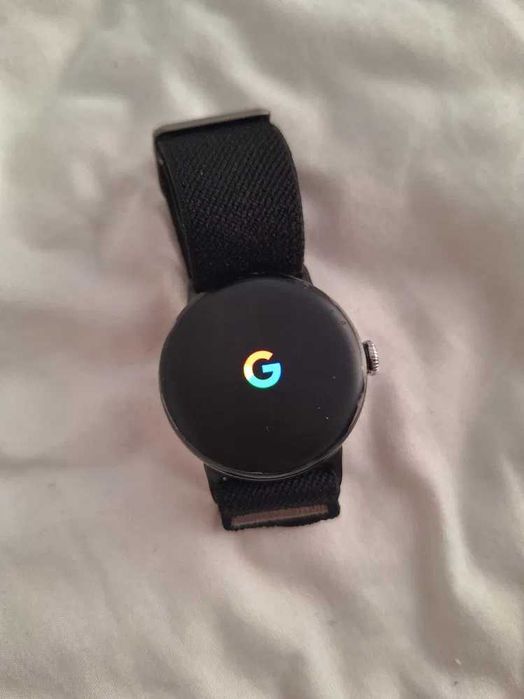 Vand Google Pixel Watch 2 nou, impecabil+ 2 curele noi