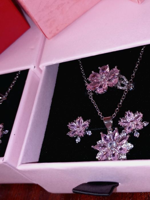 Бижута-Еда Йълдъз