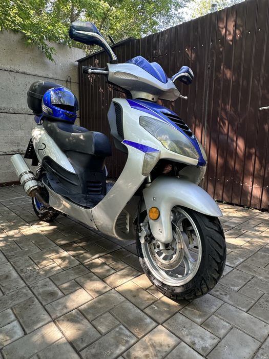 Скутер,мопед ADVENTURE 2 обьем 150cc