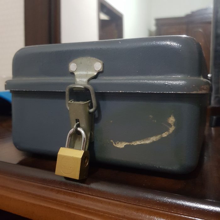 чимоданчик алюминевый