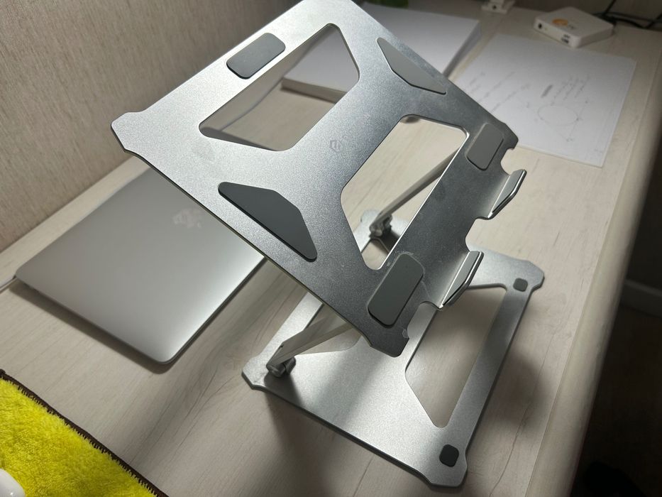 Подставка для ноутбука