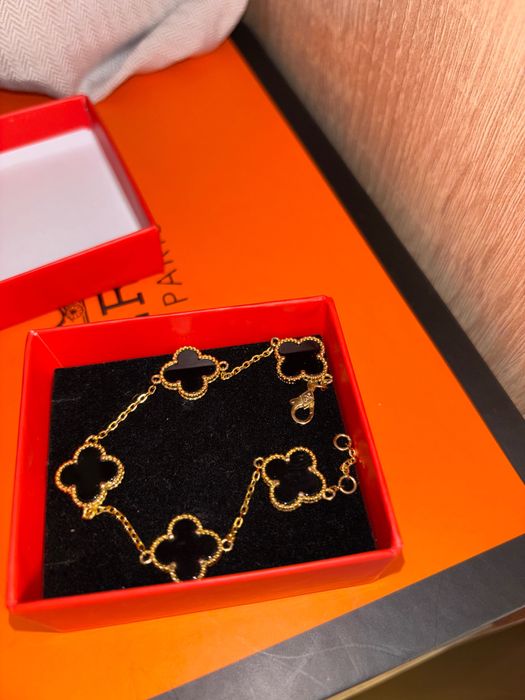 Accesoriu nou nou - Brățară Arpels van cleef