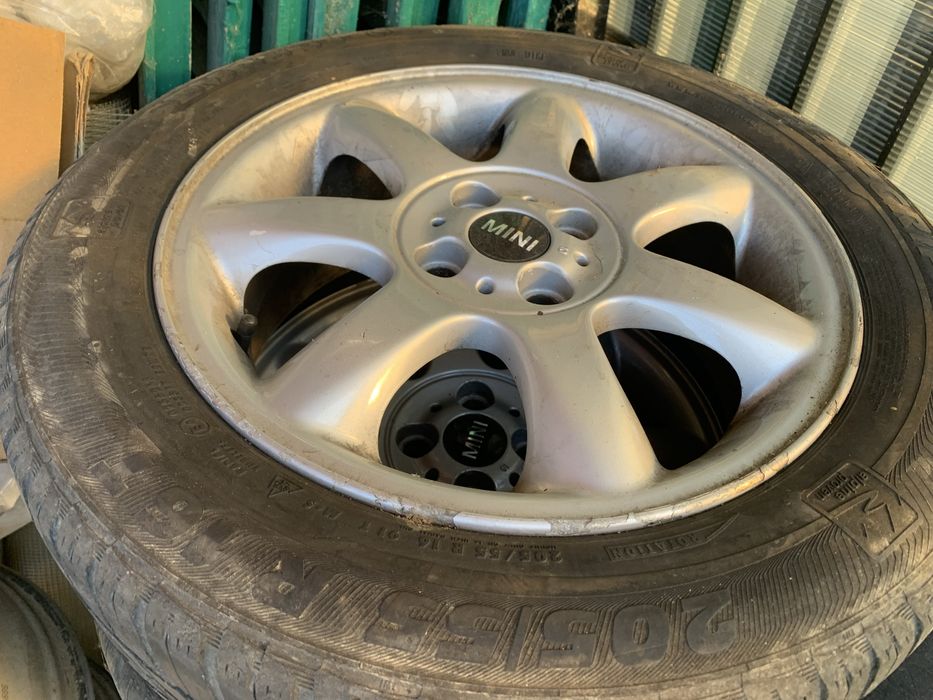 Set jante  R15 prinderi 4x 100  Mini Cooper cu anvelope all season