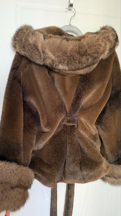 Естествено палто от лисица и норка
