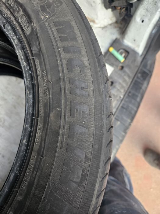 Гуми 225/60/17  2броя