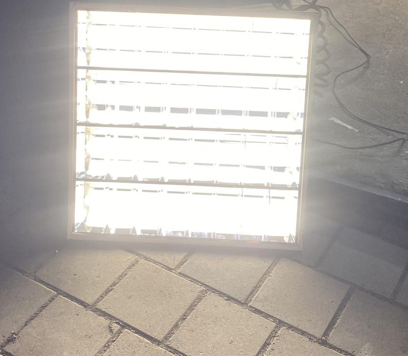 Corp de iluminat  cu tub neon Philips 4x18w