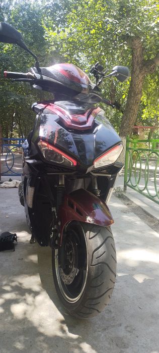 Skuter sotiladi Italia R2 Variantgayam beriladi