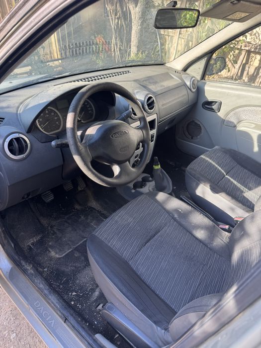 Dezmembrez Logan 1.5 dci