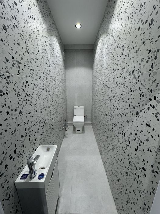 Своя Юнусабад-13 Новстройка Кирпичный дом 2/5/8 Евро ремонт под ключ