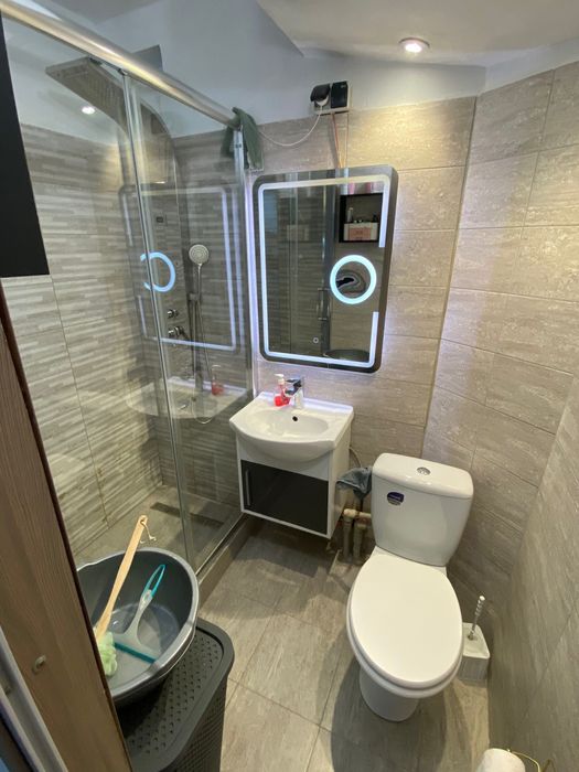 Inchiriez Apartament 2 camere Petrisor
