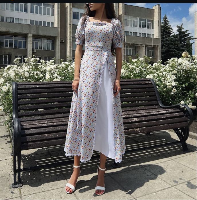 Красивые платья в продаже