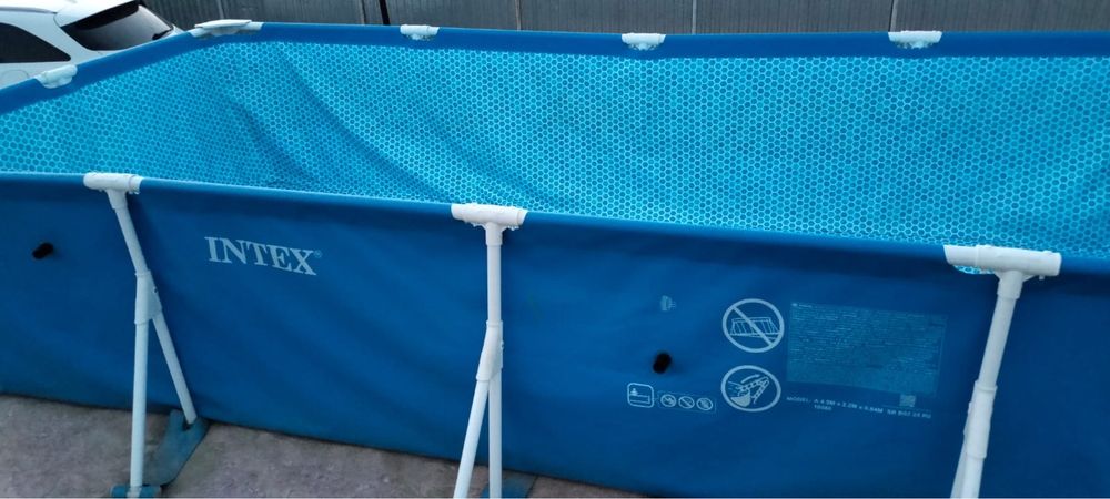 Продается каркасный бассейн