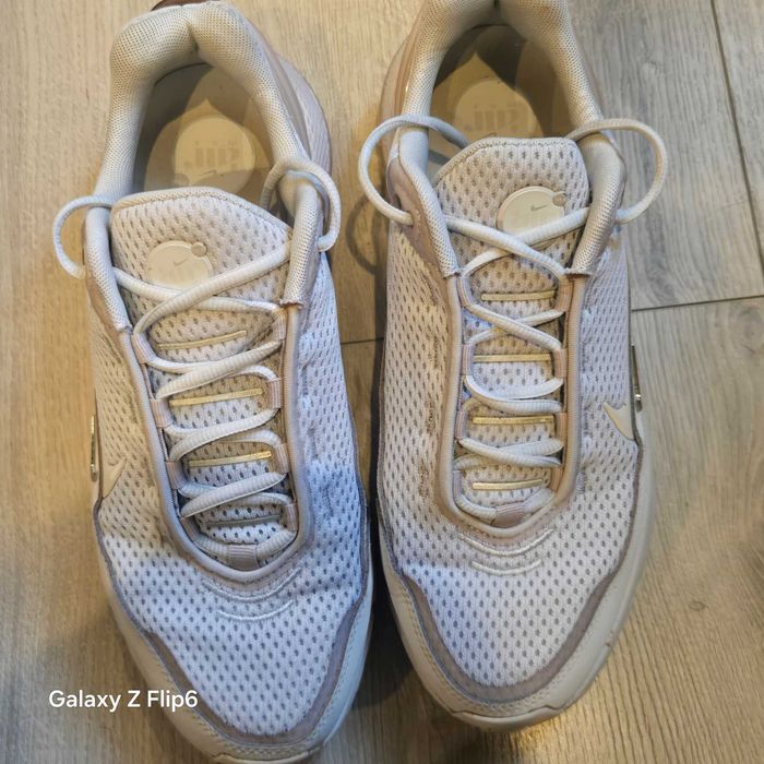Дамски маратонки Nike