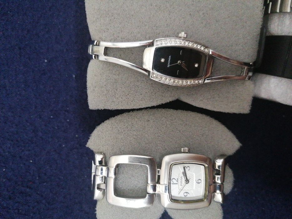 Ceas Festina F16375 preț in magazin 350 lei.