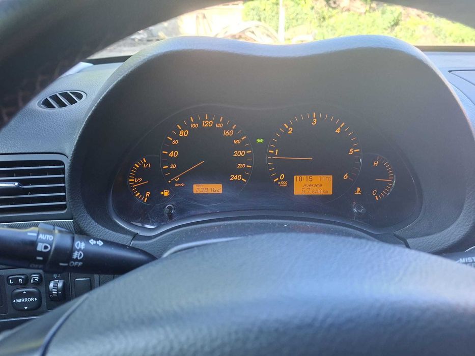 toyota avensis 2009