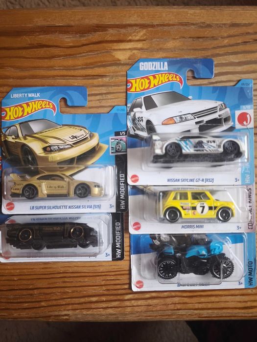 Машинки HotWheels ХотВилс