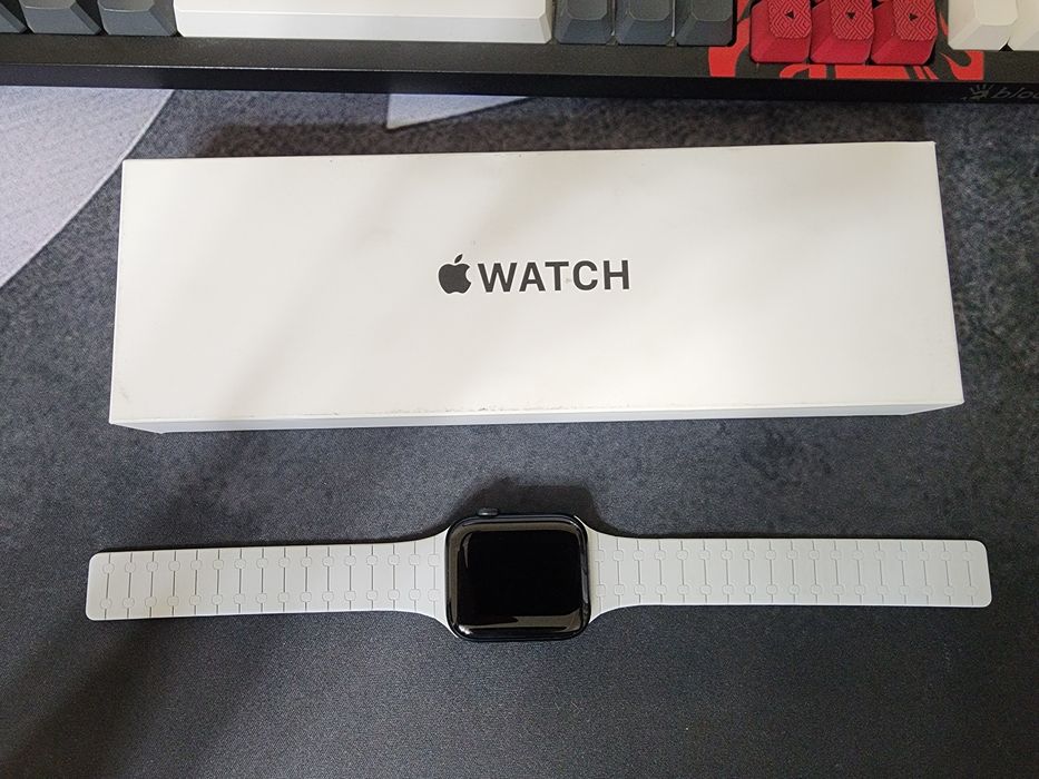 Appla watch se 2