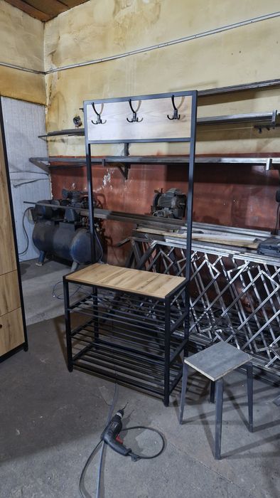 Прихожая лофт . Полка для обуви. Loft prixojka