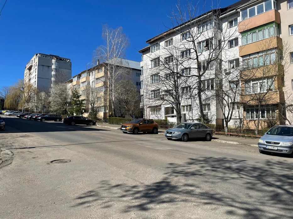 Apartament 2 camere decomandat cartier Obcini