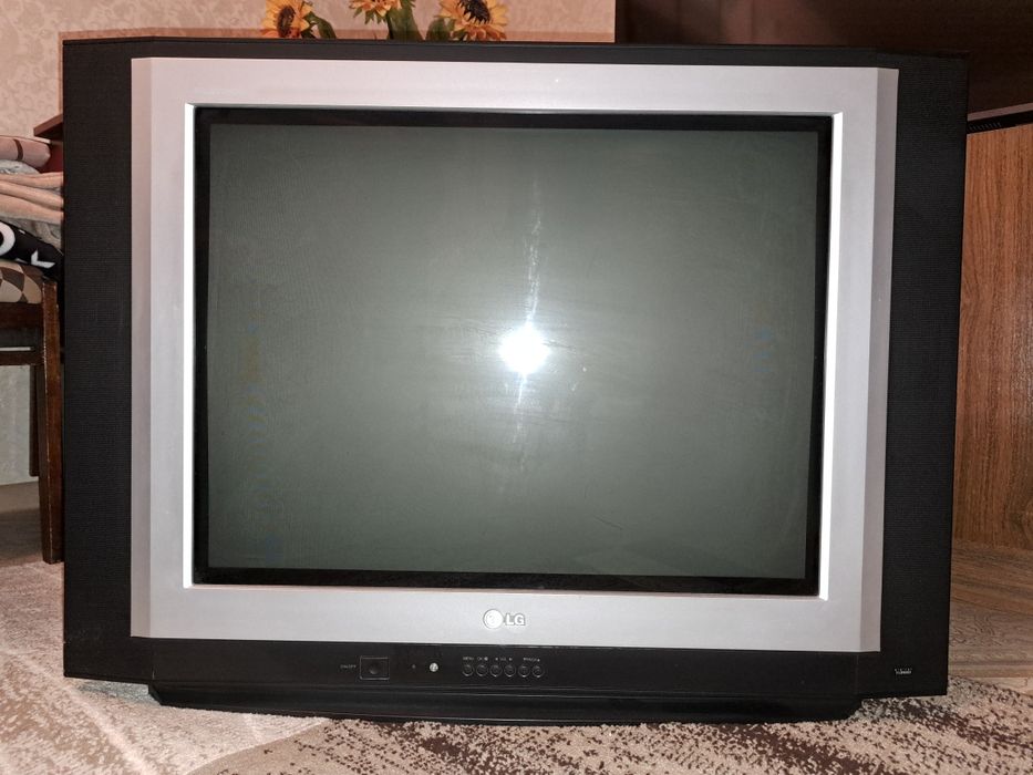 Телевизор продам, торг