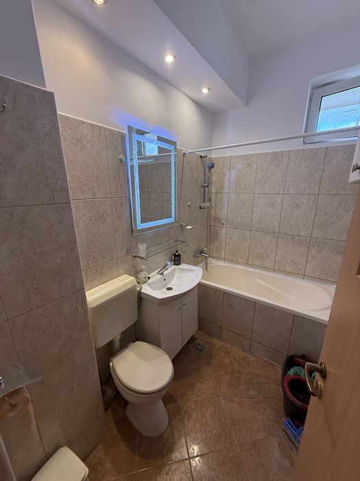 Ofer spre inchiriere Apartament 3 Camere in zona Centrala Bd. Traian