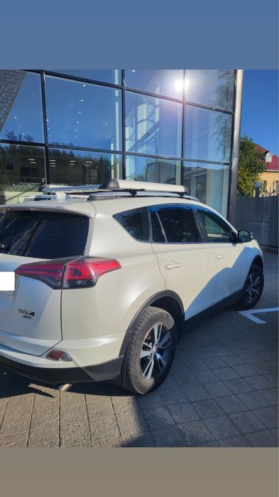 Продам Toyota Rav4